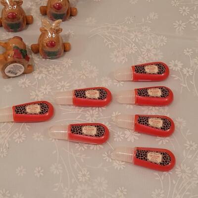 Lot 224: Lip Gloss Lot