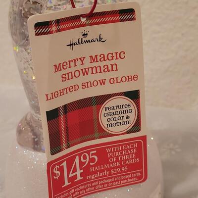 Lot 227: (2) Light up Snowmen (need new batteries)