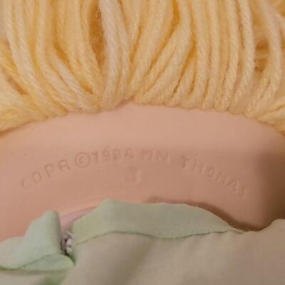 Lot 268: 1984 Original Cabbage Patch Doll 