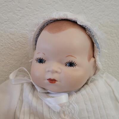 Lot 296: Handpainted China Dolls (one is missing a finger)