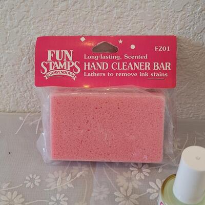 Lot 305: Stamp Pad, Hand Cleaner and Adhesive Remover