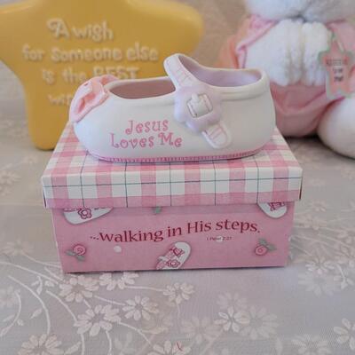 Lot 331: Precious Moments Prayer Bunny, Star Bank, Decorative Shoe and Musiacel Baby in Bassinet 