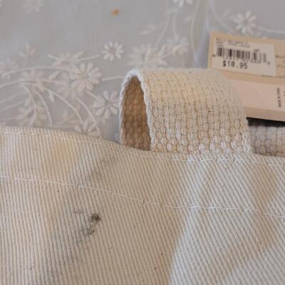 Lot 332: Tote Bag, Shopping Bags, Makeup Bags, Lip Stick Case