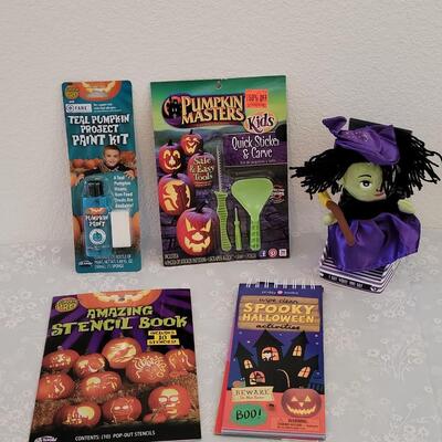 Lot 344: Speak & Repeat Witch, Pumpkin Paint, Carving Set and Stencils 