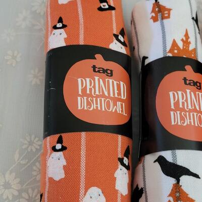 Lot 348: Halloween Dish Towels and Miracle Melting Spooky Ghosts