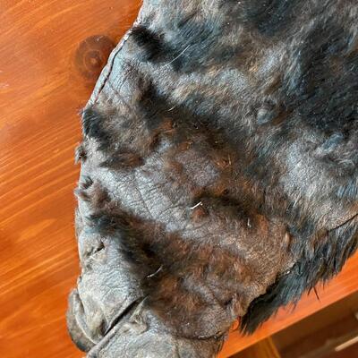 #22 Beaver Gloves, Men's Medium 