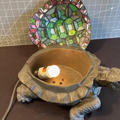 #39 Tiffany Style Stained Glass Lamp 
