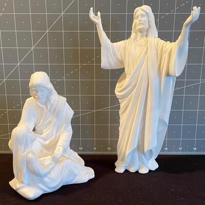 #46 Lenox Jesus's (2) The Savior and A child's Comfort 