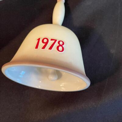 #61 Hummel Plate and Bell