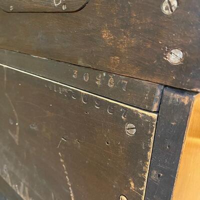 #65 True Antique Organ - Hillier Pump Organ Co.  