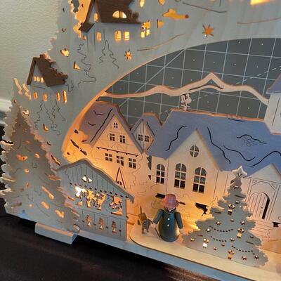 #76 Lighted German Christmas Scene