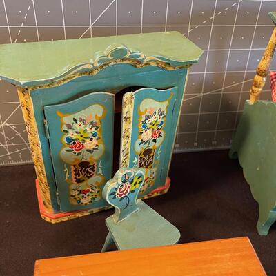 #77 Vintage Hand Painted Doll Furniture