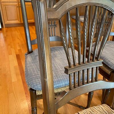8 gorgeous rush seat chairs