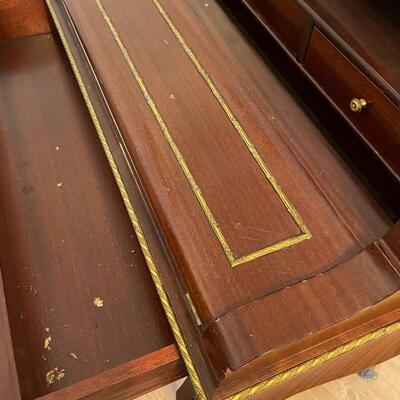 #107 French ProvenÃ§al Writing Desk - Fabulous Piece. 