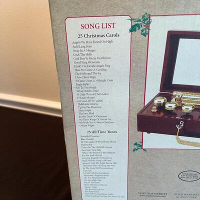 #118 Mr. Christmas Concertina Music Box