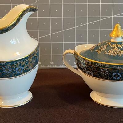 #124 Royal Doulton "CARLYLE" Cream & Sugar 
