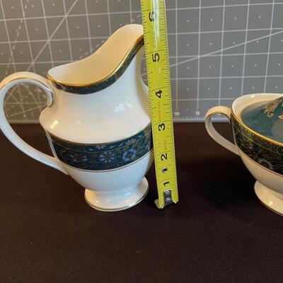 #124 Royal Doulton "CARLYLE" Cream & Sugar 