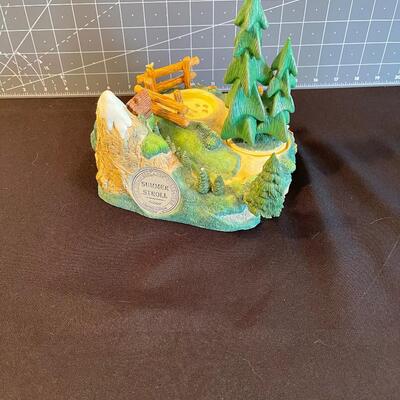 #133  Hummel Scape Summer Stroll 