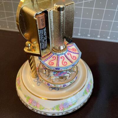 #134 Porcelain Base Anniversary Clock 