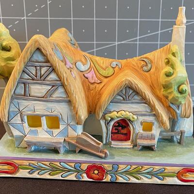 #136 Enchanted Cottage, Jim Shore, Disney Collection 