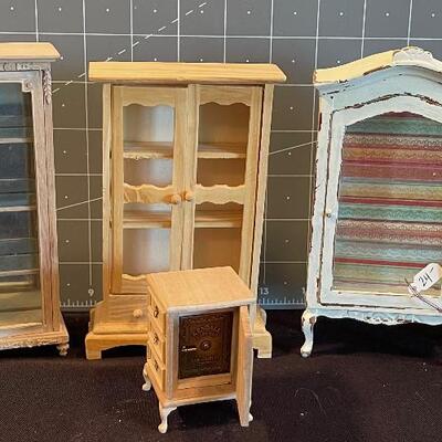 #144 Doll Furniture (5Pieces) 