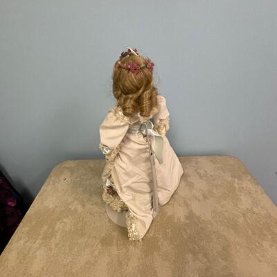 #191B Princess on the Go Porcelain Doll - White with Light Blue