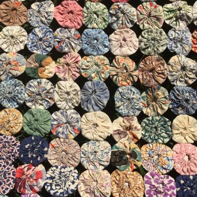 961-Antique YO YO Quilt