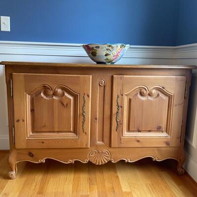 Antique sideboard/bar