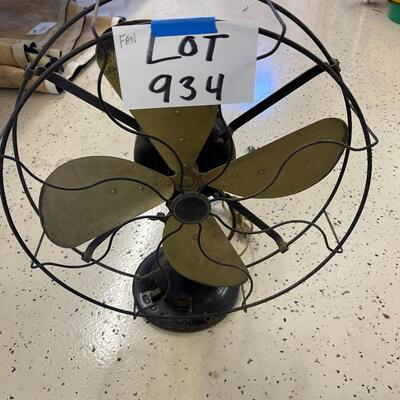 934-Antique Emerson Fan