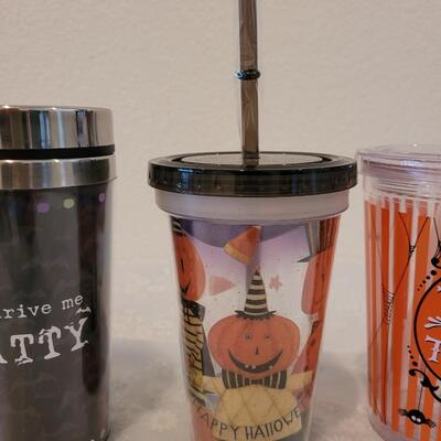 Lot 14: Halloween Cold and Hot Cups 