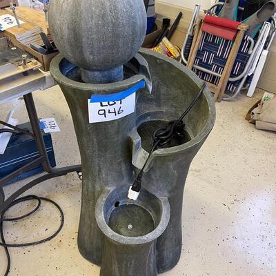 946-Multi-Level Water Fountain