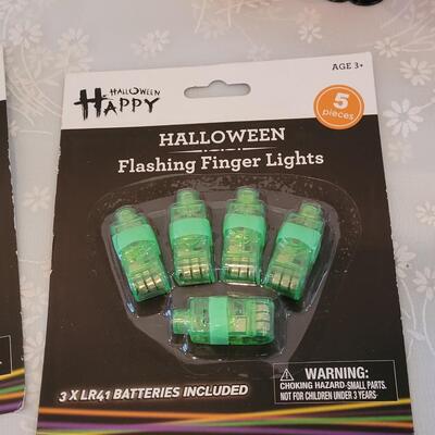 Lot 22: Non-Food Treats for Trick or Treating 