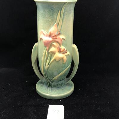 Roseville Zephyr Lilly 133