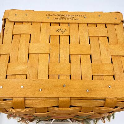 LONGABERGER 2002 â€œMOMâ€™S MEMORIESâ€ MOTHERâ€™S DAY PHOTO BASKET W/ DIVIDER AND ENVELOPE SET