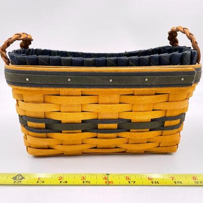 LONGABERGER 1997 COLLECTORâ€™S CLUB RECTANGULAR BASKET