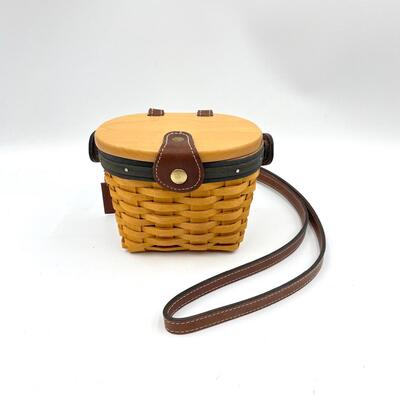 LONGABERGER 2000 COLLECTORâ€™S CLUB SMALL SADDLEBROOK BASKET PURSE 