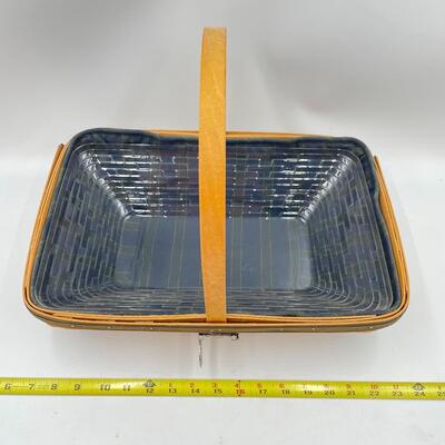 LONGABERGER 2000 COLLECTORâ€™S CLUB â€œSPRING MEADOWâ€ BASKET