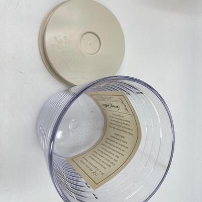 LONGABERGER 2005 COLLECTORâ€™S CLUB â€œGATHERINGâ€ BASKET W/LID