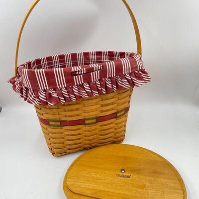 LONGABERGER 1998 HOLIDAY HOSTESS â€œWINTER WISHESâ€ BASKET