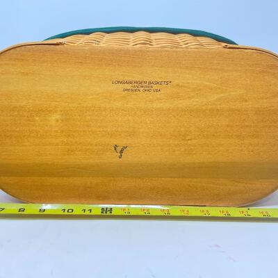 LONGABERGER 2002 WORKLOAD BASKET W/LID