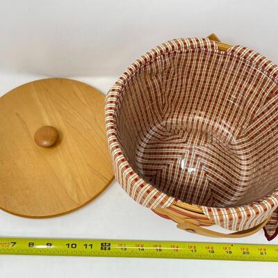 LONGABERGER 1999 COLLECTORâ€™S CLUB HOMESTEAD BASKET W/LID