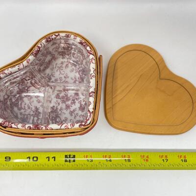 LONGABERGER 2000 SWEETHEART â€œLITTLE LOVEâ€ BASKET W/LID