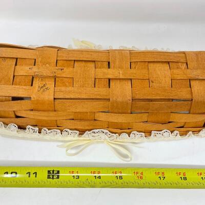 LONGABERGER 1992 CRACKER BASKET