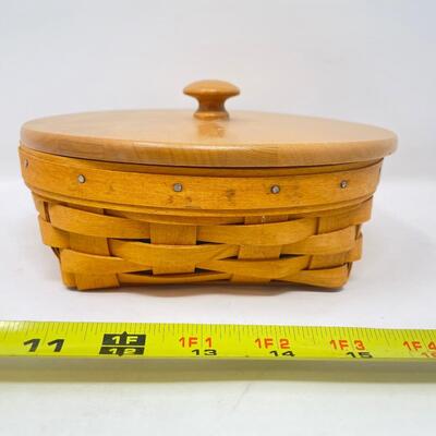 LONGABERGER 2000 CATCH ALL BASKET W/ LID