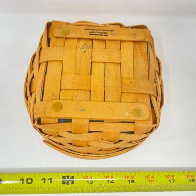 LONGABERGER 2000 CATCH ALL BASKET W/ LID