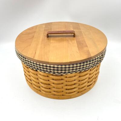 LONGABERGER 2004 HAT BOX BASKET W/ LID