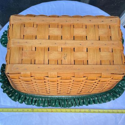 LONGABERGER 1995 LAUNDRY BASKET