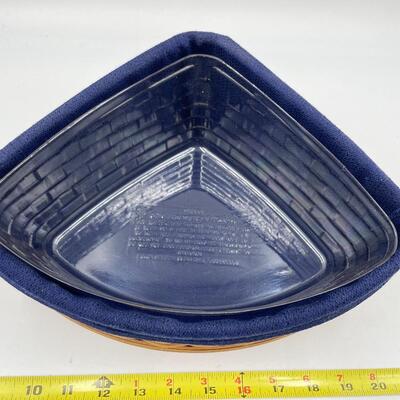 LONGABERGER 2002 CORNER BASKET W/ LID