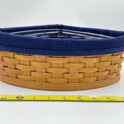 LONGABERGER 2002 CORNER BASKET W/ LID