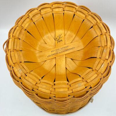 LONGABERGER 1999 TALL ROUND BASKET